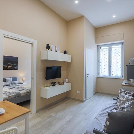 Casa Cavaliere Bed & Breakfast Napoli Bagian luar foto