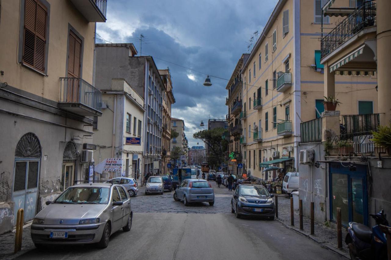 Casa Cavaliere Bed & Breakfast Napoli Bagian luar foto