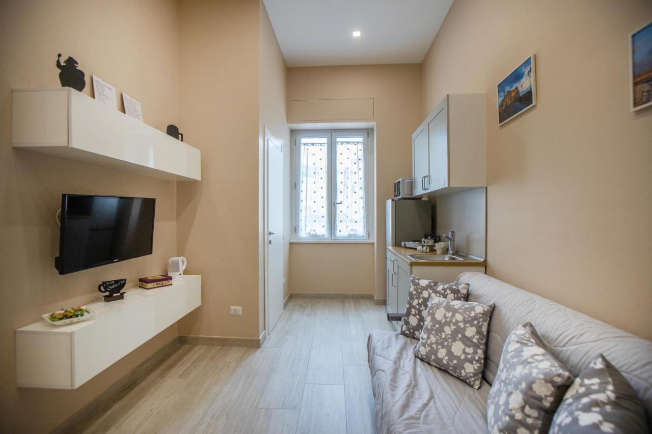 Casa Cavaliere Bed & Breakfast Napoli Bagian luar foto