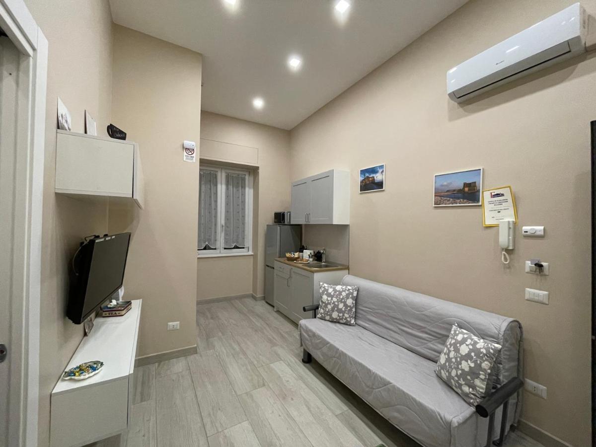 Casa Cavaliere Bed & Breakfast Napoli Bagian luar foto