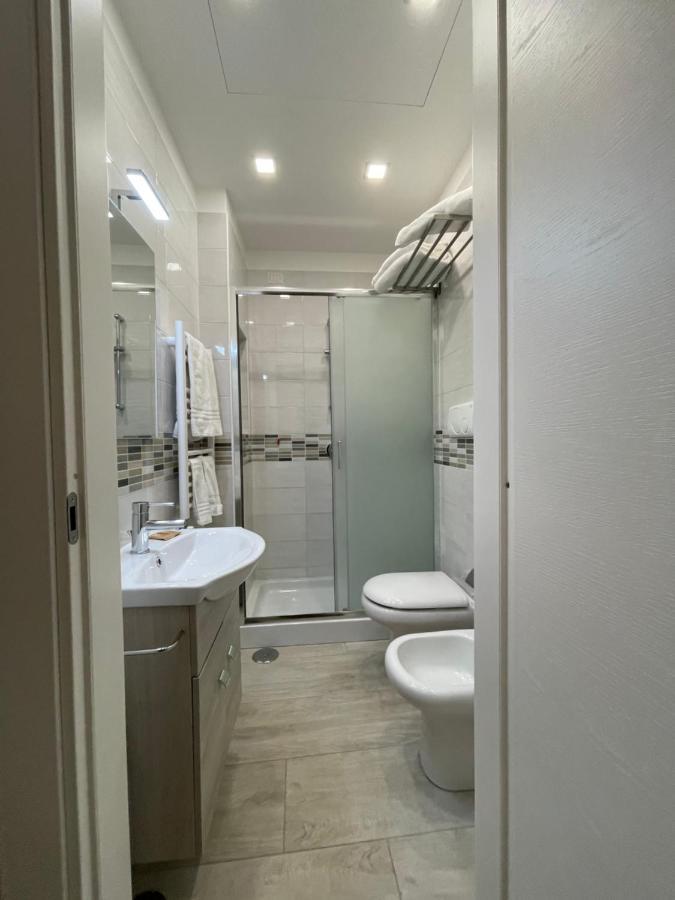 Casa Cavaliere Bed & Breakfast Napoli Bagian luar foto