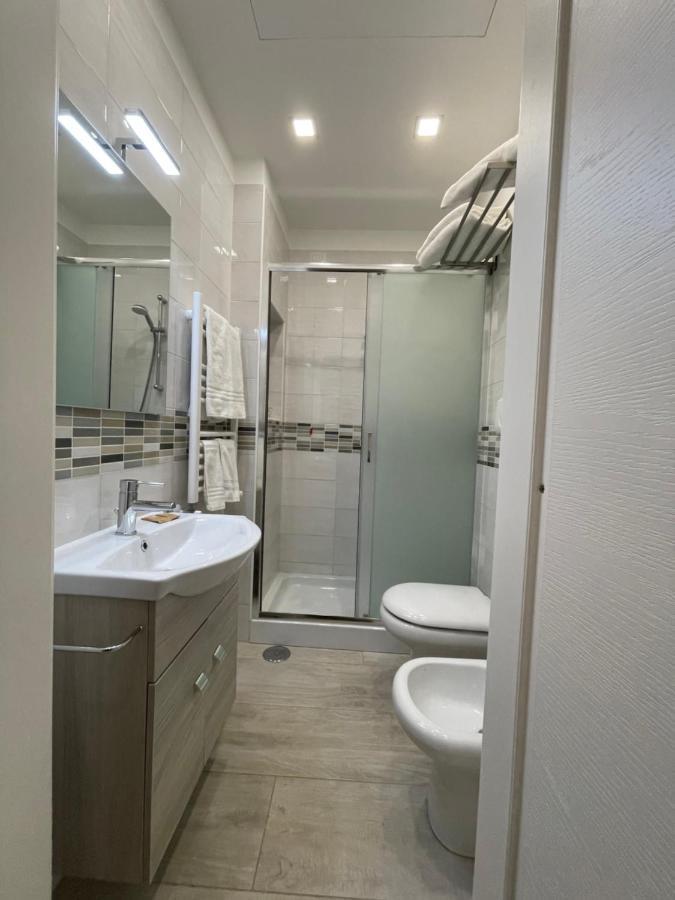 Casa Cavaliere Bed & Breakfast Napoli Bagian luar foto