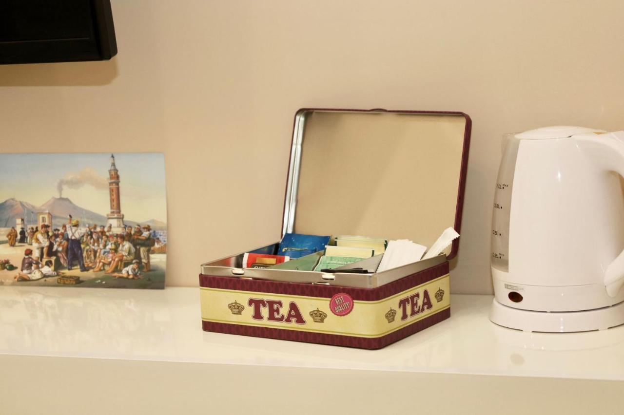 Casa Cavaliere Bed & Breakfast Napoli Bagian luar foto