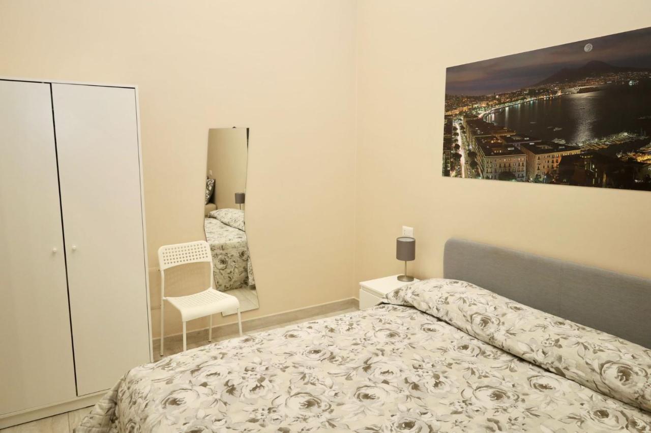 Casa Cavaliere Bed & Breakfast Napoli Bagian luar foto