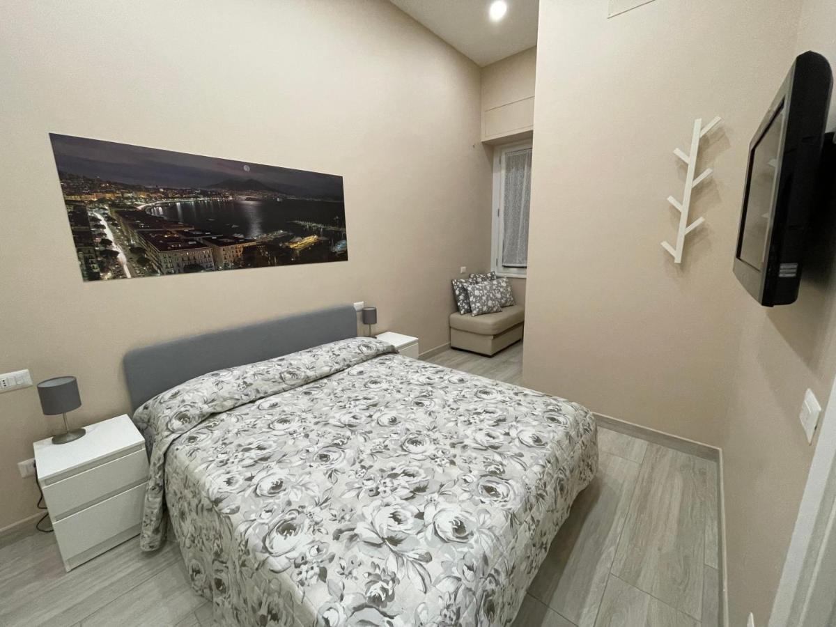 Casa Cavaliere Bed & Breakfast Napoli Bagian luar foto